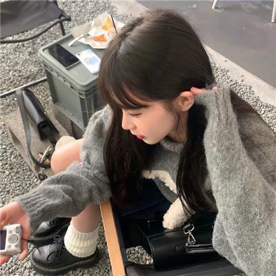 妮可睡不著